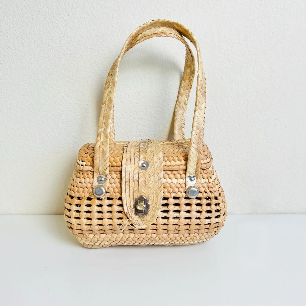 VTG Woven Natural Straw Latch Basket Purse Bag - Picture 1 of 5